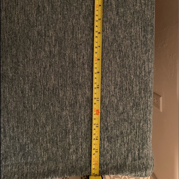 NWT Old Navy Active Shirt - Picture 4 of 4